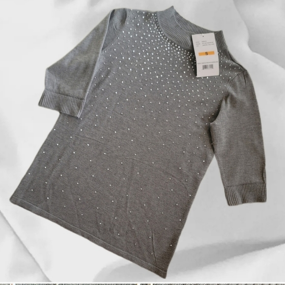 Lovely BY DESIGN Studded Mock Neck Dove Grey Sweater Size Small - Picture 4 of 6